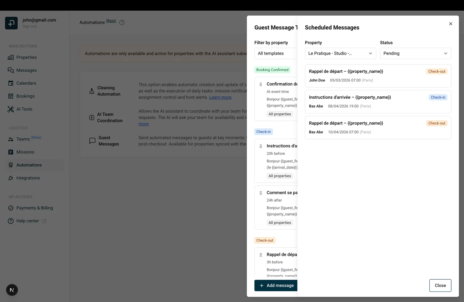 Weergave Geplande berichten met berichten in behandeling, kleurgecodeerde triggerlabels, namen van gasten en geplande verzendtijden