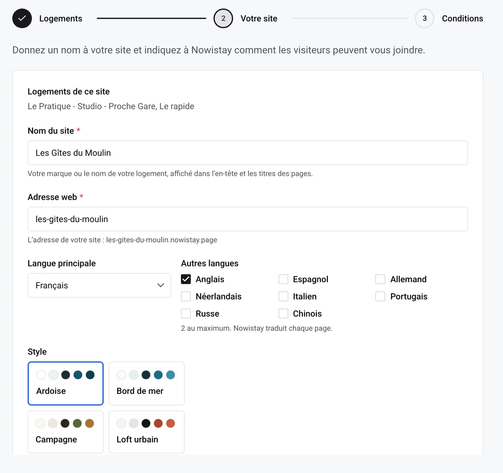 Étape Votre site : nom du site, adresse web, langue principale, autres langues et les quatre styles