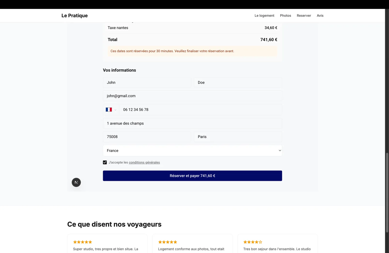 Formulaire rempli avec bouton Réserver et payer